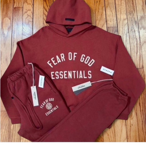 Fear of God Other - Fear of God Essentials Maroon set top and bottom